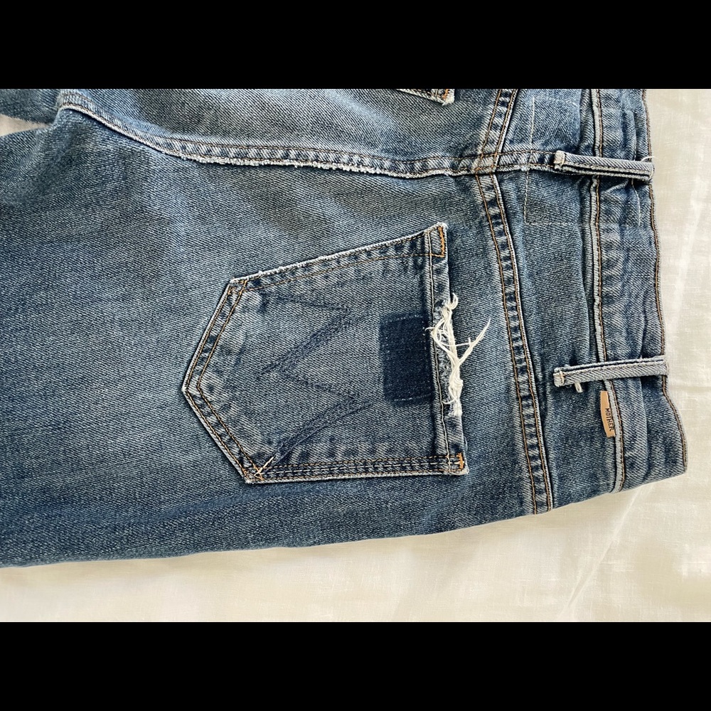 Mother Jeans: The Hustler Ankle Fray